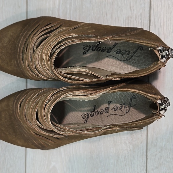 Free People Women Lost valley Ankle Sliced Leather Boots boho shoes sz 38/7.5-8 - Picture 8 of 14